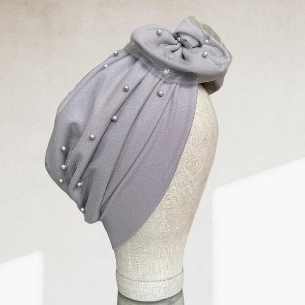 Grey pearl turban