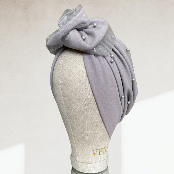 Grey pearl turban