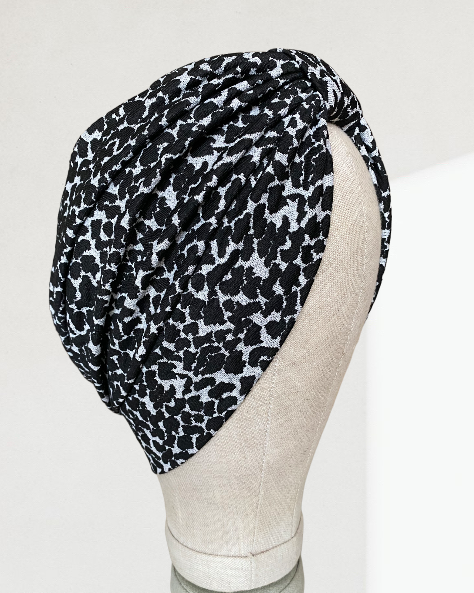 Black/Grey classic turban